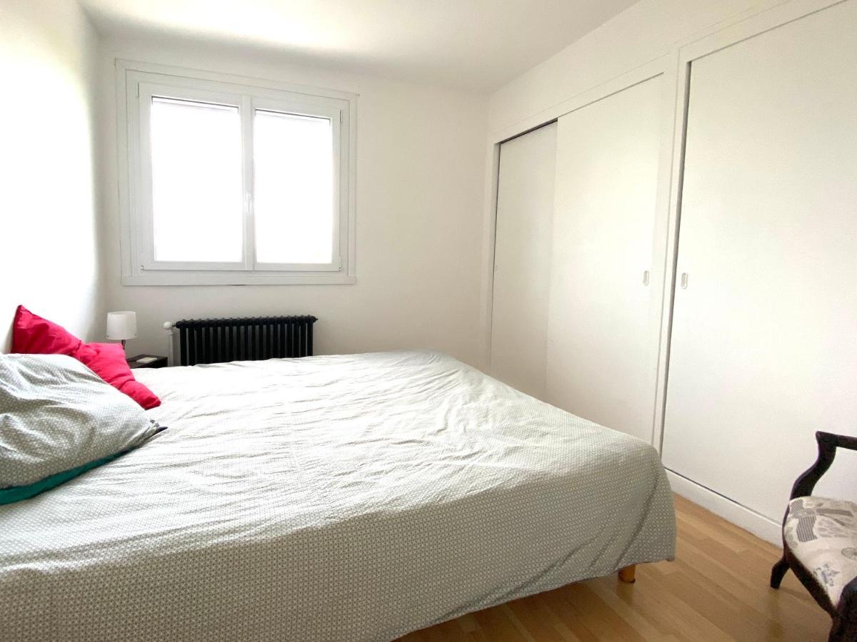 Dans Maison Individuelle, Piscine Appartamento *
