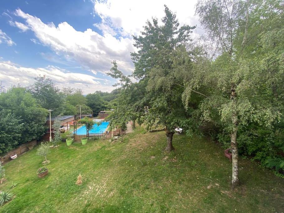 Appartement Dans Maison Individuelle, Piscine *