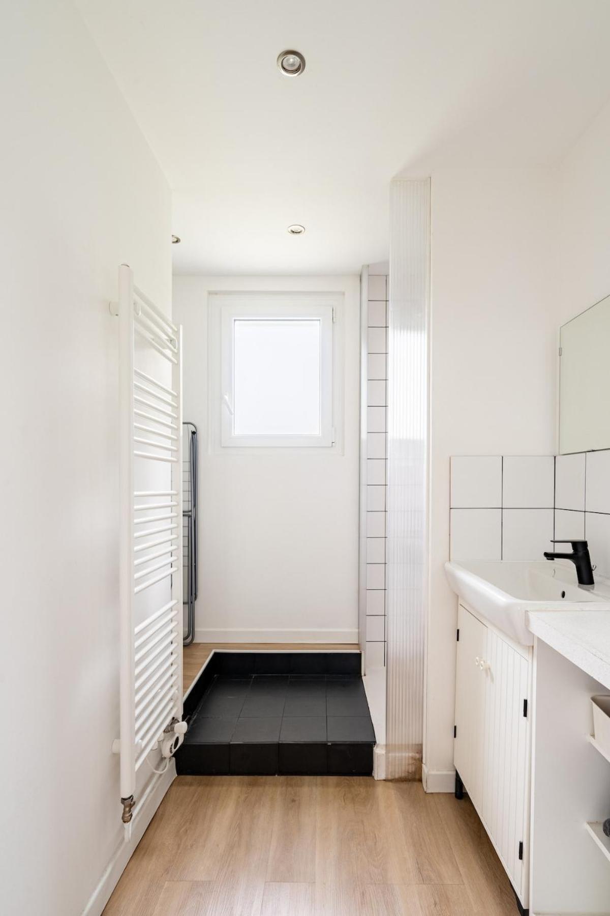 Dans Maison Individuelle, Piscine La Tour-en-Jarez